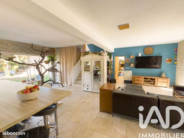 Maison vente à Arrondissement de Toulon, Collobrières