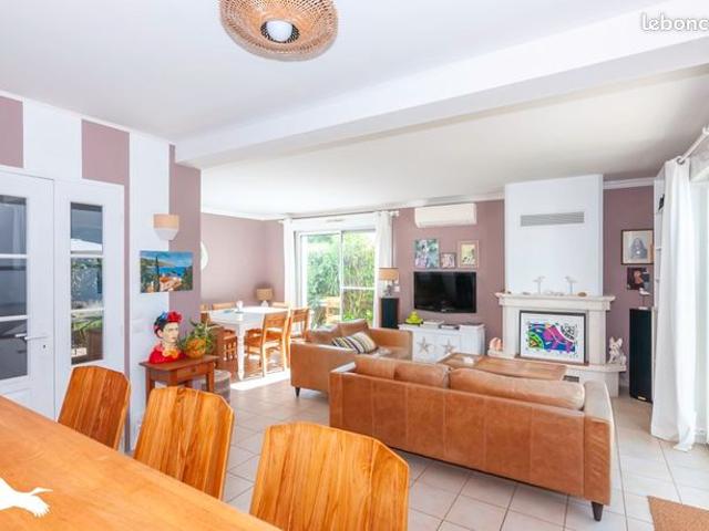 Maison vente à Montpellier, Mèze