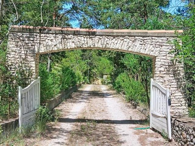 Villa vente à Forcalquier, Esparron-de-verdon