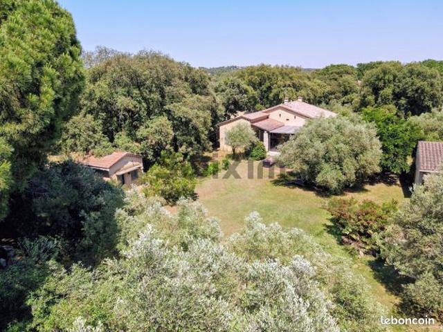 Maison vente à Nîmes, Castillon-du-gard