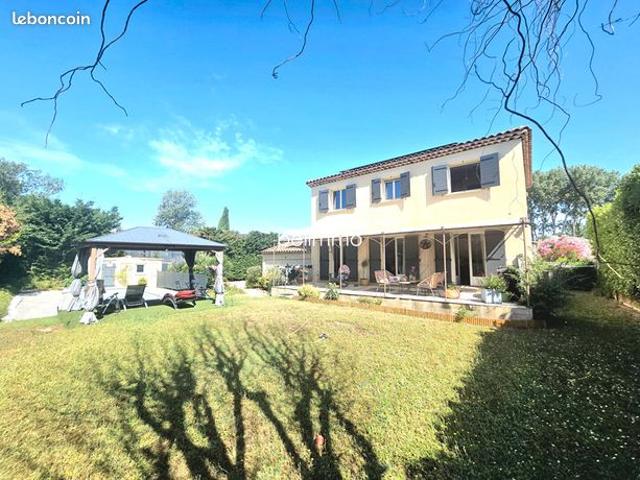 Maison vente à Aix-en-Provence, Eyguières