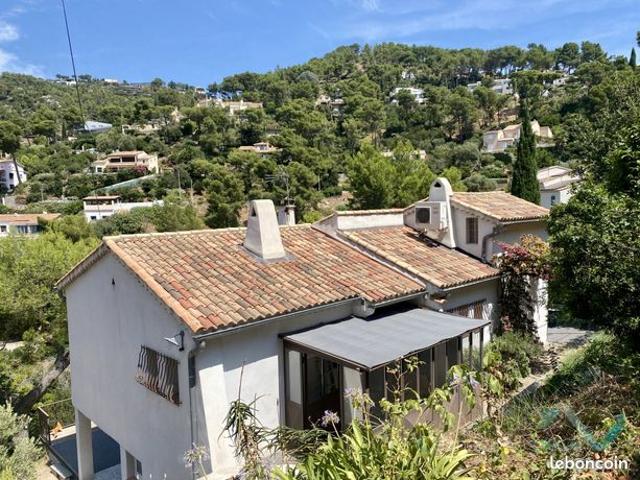 Maison vente à Arrondissement de Toulon, Carqueiranne