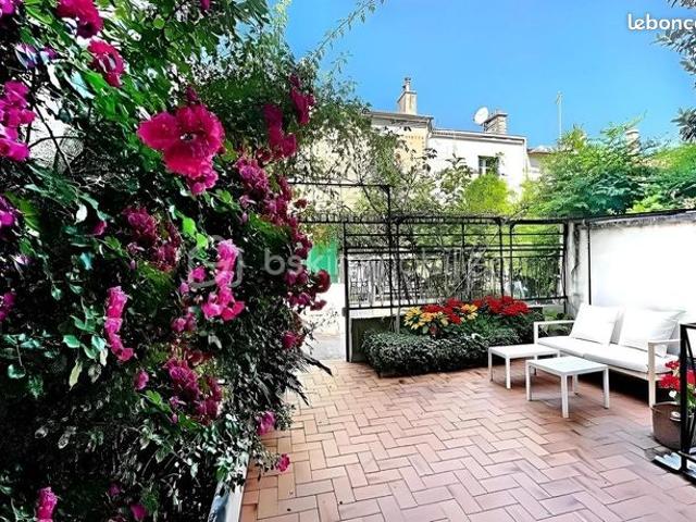 Maison vente à Paris, Île-de-France