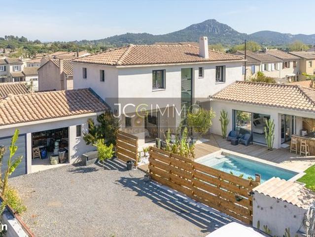 Maison vente à Arrondissement de Toulon, La Crau