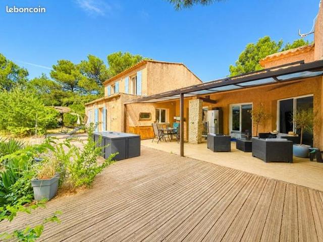 Maison vente à Nîmes