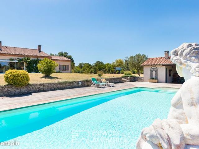 Maison vente à Castres, Blan