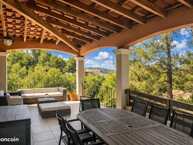 Maison vente à Nîmes, Beaucaire