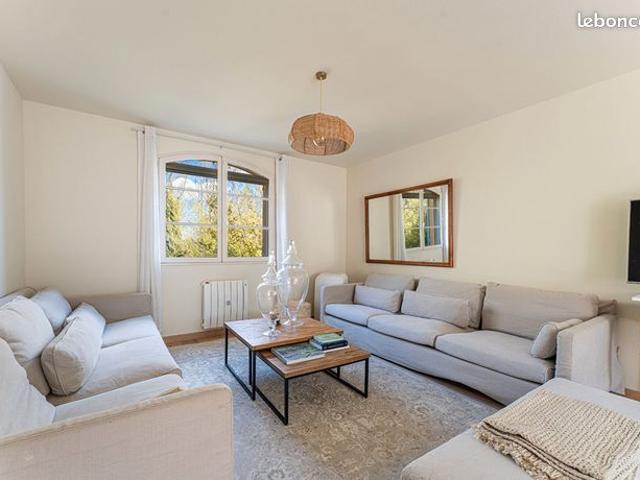 Maison vente à Aix-en-Provence, Cabriès