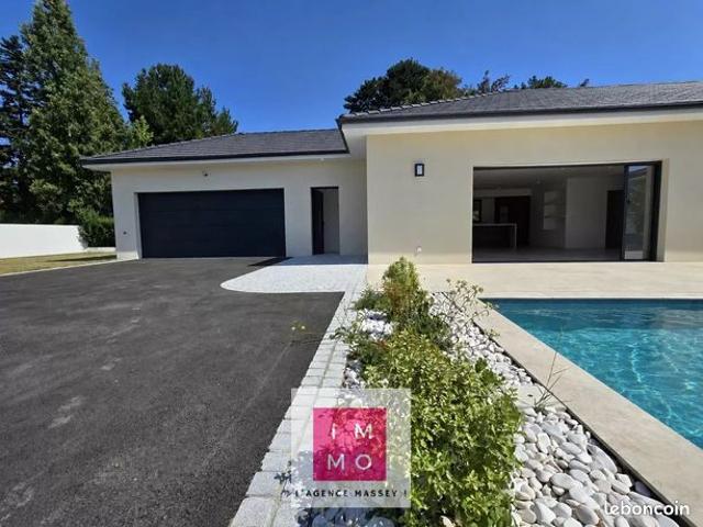 Maison vente à Tarbes, Bours
