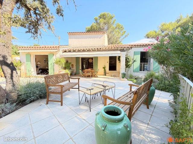 Maison vente à Villeneuve-lès-Avignon, Gard