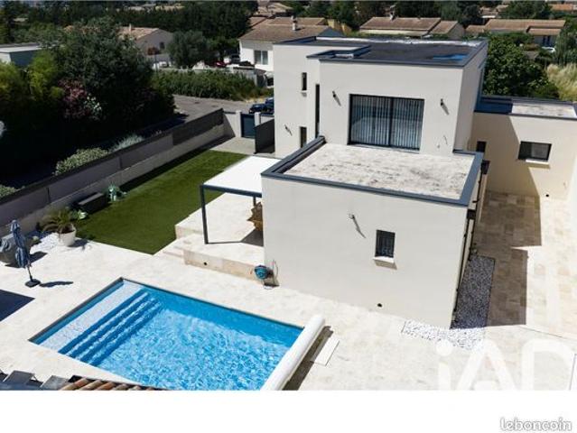 Maison vente à Carpentras, Monteux