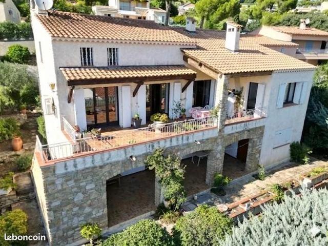 Maison vente à Arrondissement de Toulon, Bandol