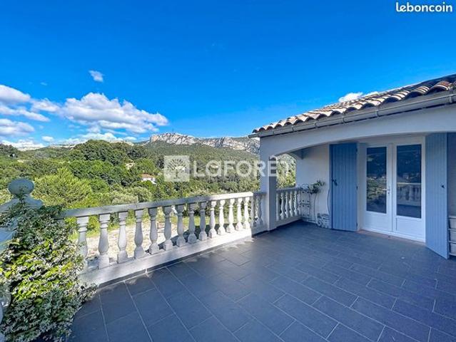 Maison vente à Marseille, Roquevaire
