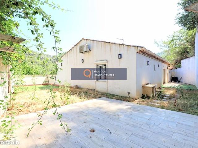 Maison vente à Arrondissement de Toulon, Solliès-toucas