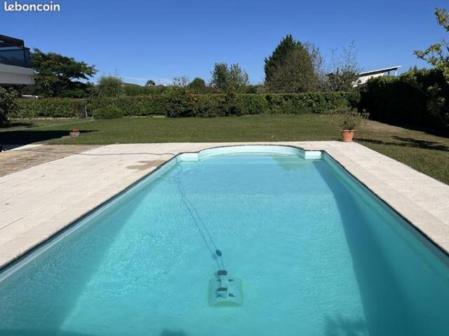 Maison vente à Bourg-en-Bresse, Bourg-en-bresse