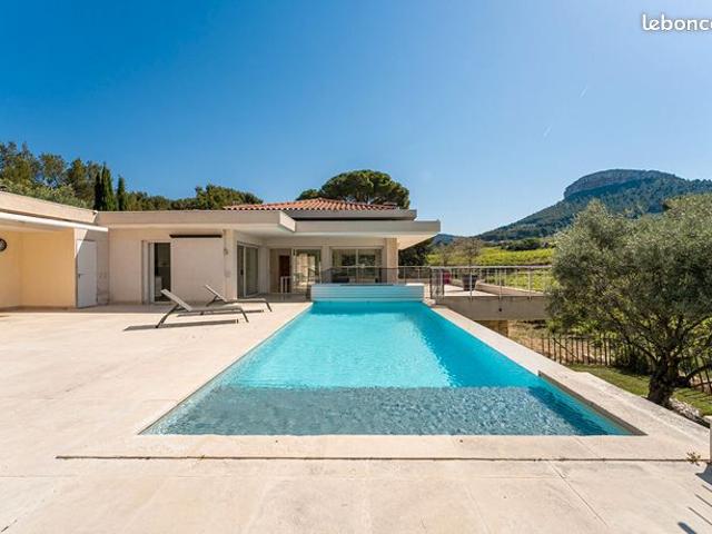 Maison vente à Marseille, Cassis