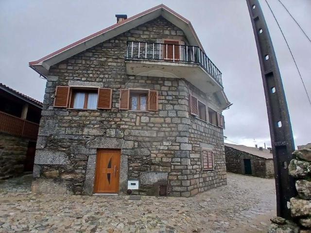 Casa venda em Penedono, Viseu