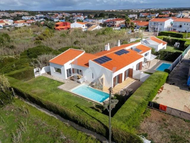 Moradia venda em Vila Do Bispo