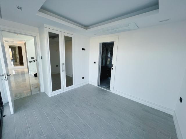 Konak, İzmir içerisinde satılık Villa