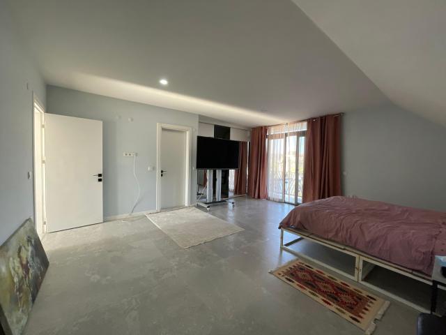 Konak, İzmir içerisinde satılık Villa