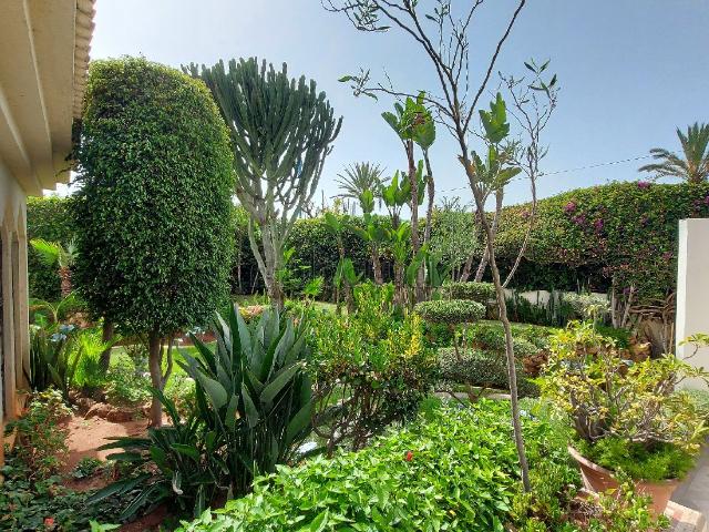 Villa vente à Anfa, Gharb-Chrarda-Beni Hssen