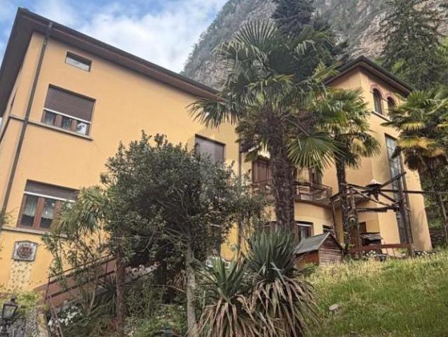 Haus kaufen in Mendrisio, Tessin