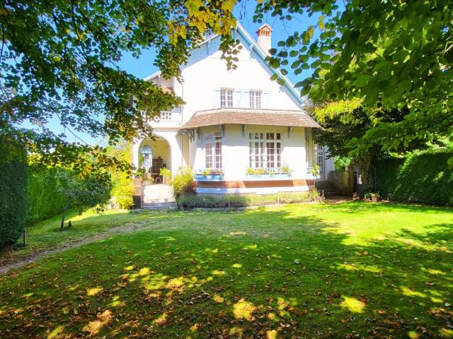 Villa vente à Néris-les-bains