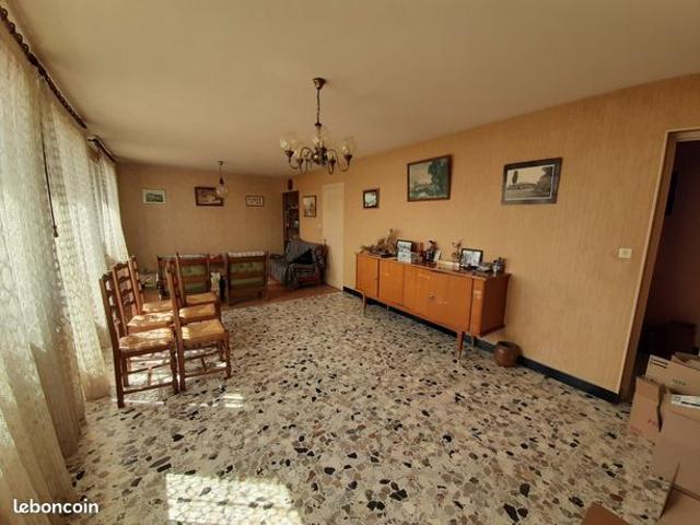 Maison vente à Bourg-en-Bresse, Auvergne-Rhône-Alpes