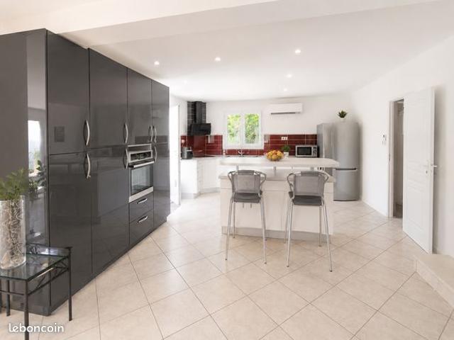 Maison vente à Arrondissement de Toulon, Solliès-ville