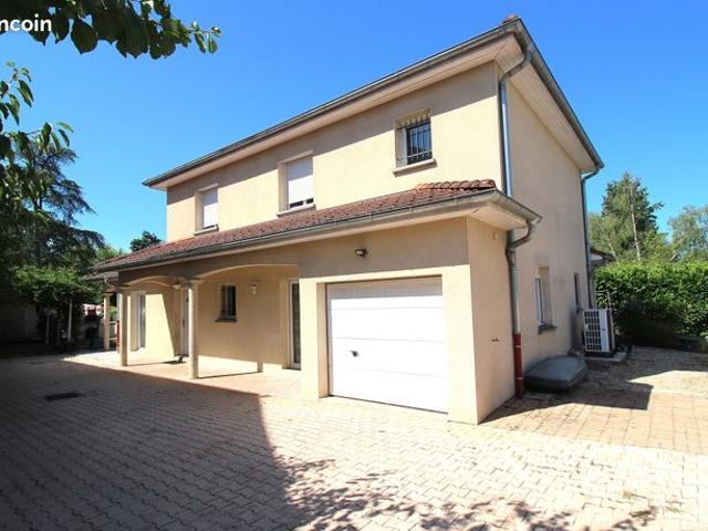 Maison vente à Bourg-en-Bresse, Bourg-en-bresse