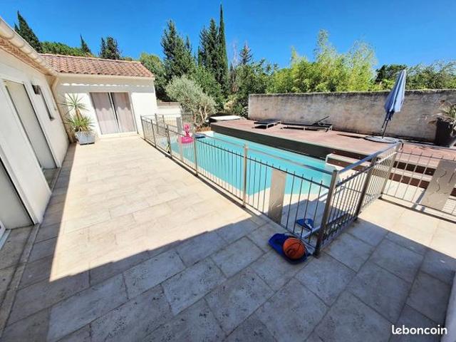 Maison vente à Nîmes, Beaucaire