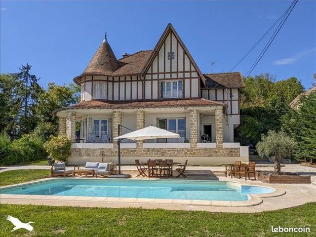 Maison vente à Saint-Germain-en-Laye, Maule