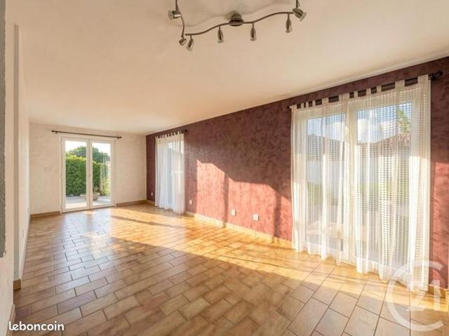 Maison vente à Roanne, Montagny
