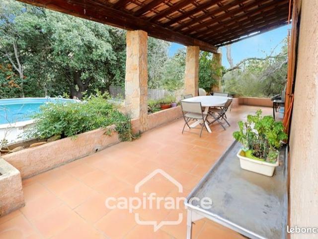 Maison vente à Arrondissement de Toulon, La Cadière-d'azur