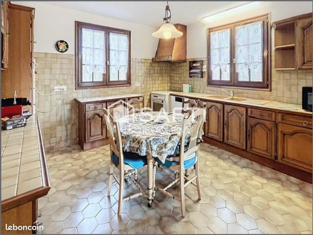 Maison vente à Marseille, Carnoux-en-provence