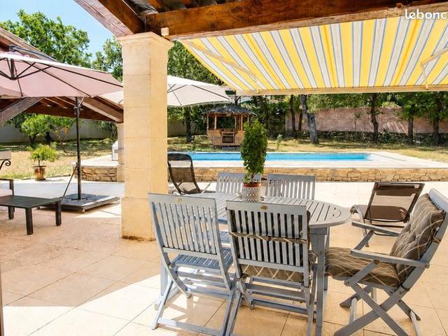 Maison vente à Carpentras, La Roque-sur-pernes