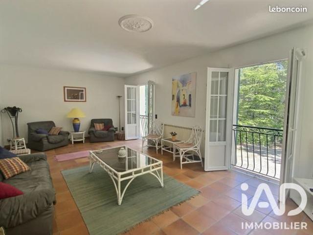 Maison vente à Arrondissement de Toulon, La Cadière-d'azur
