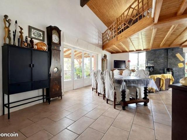Maison vente à Thiers, Orléat