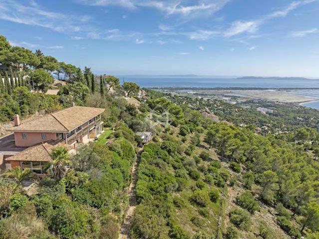 Villa vente à Arrondissement de Toulon, Carqueiranne
