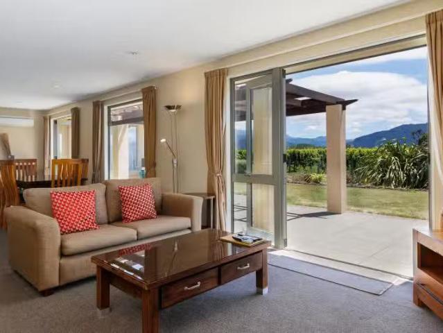 House for sale in Marlborough