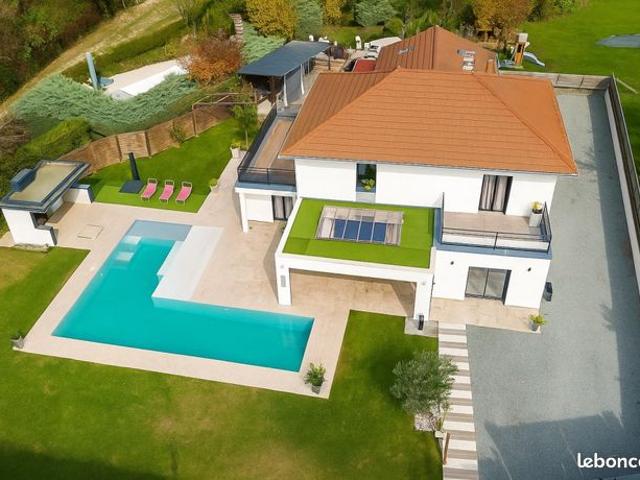 Maison vente à Grenoble, Beaucroissant