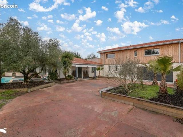 Maison vente à Arcachon, Salles