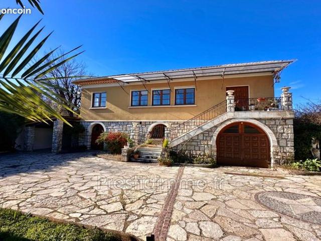 Maison vente à Grasse, Roquefort-les-pins