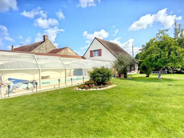 Maison vente à Rambouillet, Villiers-le-mahieu