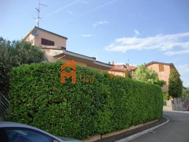 Villa Indipendente in vendita a Capolona, Toscana