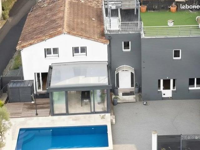 Maison vente à Saint-Jean-d'Angély, Brizambourg
