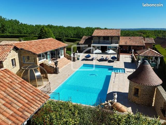 Maison vente à Sarlat-la-Canéda, Hautefort