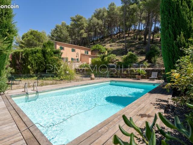 Maison vente à Marseille, Cassis