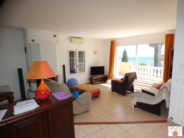 Maison location à Arrondissement de Toulon, Carqueiranne