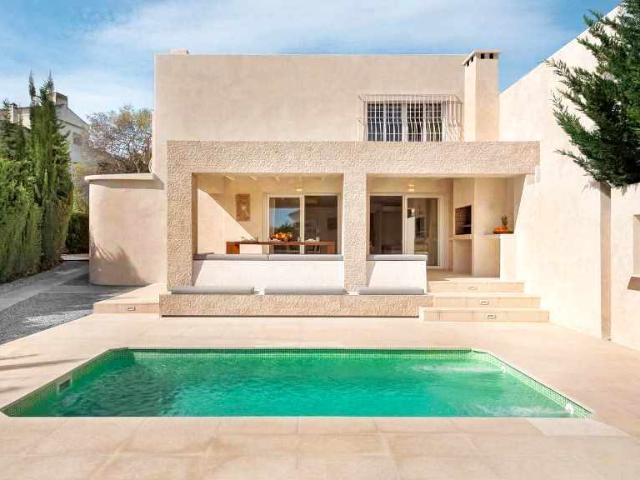 Casa en alquiler en Nueva Andalucía, Costa del Sol Occidental